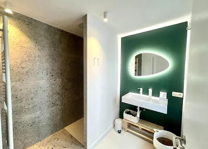 Duplex Chic Et Spacieux - Hypercentre Lägenhet *